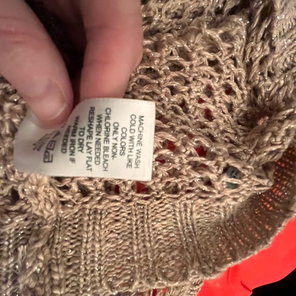 Women's Knit Sweater - Picture 5 of 5